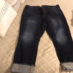 Cropped Stretch Comfy Jeans